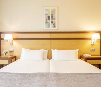 Quarto individual corporate Hotel ILUNION Pío XII Madrid Quarto individual corporate Hotel ILUNION Pío XII Madrid