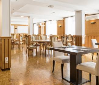 Restaurante Hotel ILUNION Las Lomas Mérida Restaurante Hotel ILUNION Las Lomas Mérida