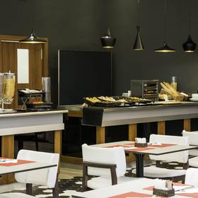 PEQUENO-ALMOÇO BUFFET ILUNION VALENCIA 3 PEQUENO-ALMOÇO BUFFET ILUNION VALENCIA 3