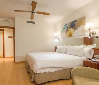 Quarto executive Hotel ILUNION Les Corts – Spa Barcelona Quarto executive Hotel ILUNION Les Corts – Spa Barcelona