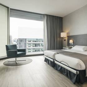 Quarto acessível ilunion atrium Hotel ILUNION Atrium Madrid Quarto acessível ilunion atrium Hotel ILUNION Atrium Madrid