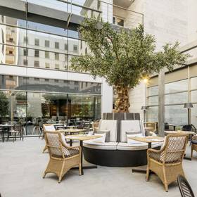 Terraço restaurante ilunion málaga Hotel ILUNION Málaga Terraço restaurante ilunion málaga Hotel ILUNION Málaga