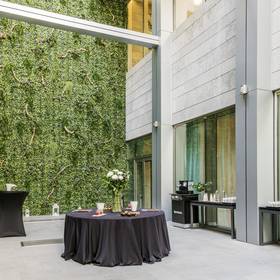Pátio ilunion málaga Hotel ILUNION Málaga Pátio ilunion málaga Hotel ILUNION Málaga