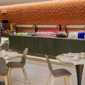 Café da manhã Hotel ILUNION Málaga Café da manhã Hotel ILUNION Málaga