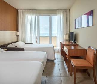 Quarto triplo com vista para o mar Quarto triplo com vista para o mar