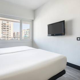 Quarto superior premium ilunion romareda Hotel ILUNION Romareda Saragoça Quarto superior premium ilunion romareda Hotel ILUNION Romareda Saragoça
