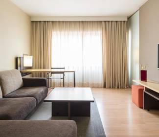 Premium Hotel ILUNION Suites Madrid