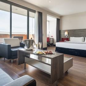 Quarto Hotel ILUNION Barcelona Quarto Hotel ILUNION Barcelona