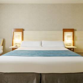 Quarto Hotel ILUNION Fuengirola Quarto Hotel ILUNION Fuengirola