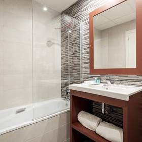 Banheiro hotel ilunion mijas Banheiro hotel ilunion mijas