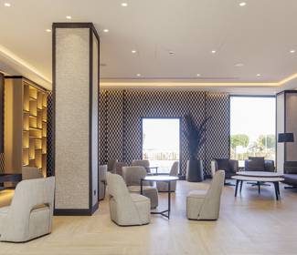 Cafetaria Hotel ILUNION Alcora Sevilla Sevilha