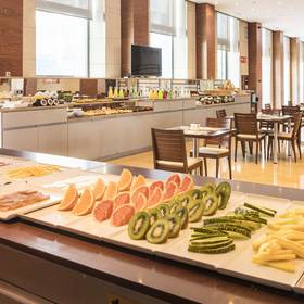 PEQUENO-ALMOÇO BUFFET ILUNION VALENCIA PEQUENO-ALMOÇO BUFFET ILUNION VALENCIA