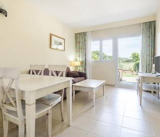 Cuarto acessível Aparthotel ILUNION Sancti Petri Cádiz Cuarto acessível Aparthotel ILUNION Sancti Petri Cádiz