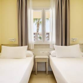 Quarto duplo Aparthotel ILUNION Sancti Petri Cádiz Quarto duplo Aparthotel ILUNION Sancti Petri Cádiz