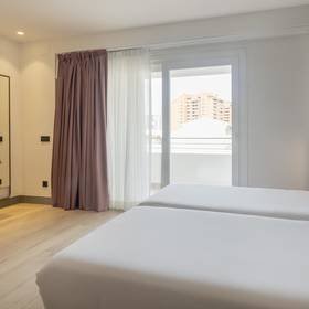 Quarto Hotel ILUNION Romareda Saragoça Quarto Hotel ILUNION Romareda Saragoça