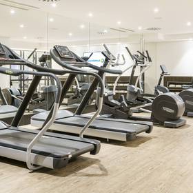 Academia Hotel ILUNION Bilbao Academia Hotel ILUNION Bilbao