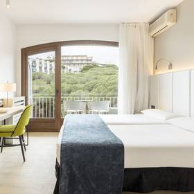 Suíte Hotel ILUNION Caleta Park S'Agaró Suíte Hotel ILUNION Caleta Park S'Agaró