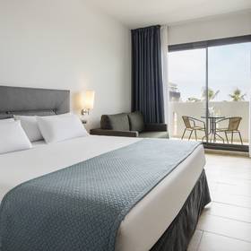 Quarto duplo Hotel ILUNION Calas de Conil Conil de la Frontera Quarto duplo Hotel ILUNION Calas de Conil Conil de la Frontera