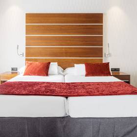 Quarto Hotel ILUNION Alcora Sevilla Sevilha Quarto Hotel ILUNION Alcora Sevilla Sevilha