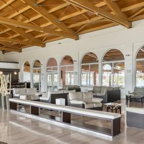 Recepção Aparthotel ILUNION Sancti Petri Cádiz Recepção Aparthotel ILUNION Sancti Petri Cádiz