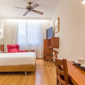 Quarto duplo Hotel ILUNION Les Corts – Spa Barcelona Quarto duplo Hotel ILUNION Les Corts – Spa Barcelona