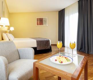 Quarto superior Hotel ILUNION Pío XII Madrid Quarto superior Hotel ILUNION Pío XII Madrid