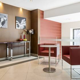 Recepção Hotel ILUNION Auditori Barcelona Recepção Hotel ILUNION Auditori Barcelona