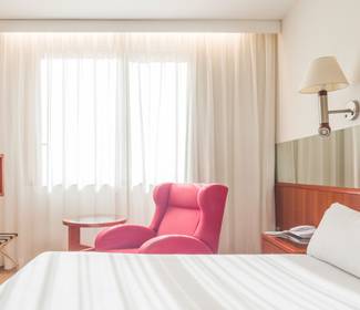 Quarto duplo Hotel ILUNION Les Corts – Spa Barcelona Quarto duplo Hotel ILUNION Les Corts – Spa Barcelona