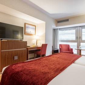 Quarto hotel ilunion málaga Quarto hotel ilunion málaga