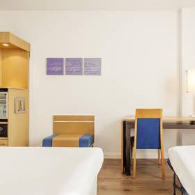 Quarto triplo ILUNION VALENCIA Quarto triplo ILUNION VALENCIA
