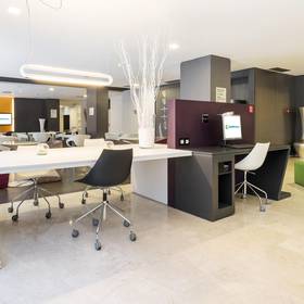 Hall ilunion romareda Hotel ILUNION Romareda Saragoça Hall ilunion romareda Hotel ILUNION Romareda Saragoça