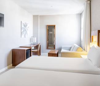 Quarto duplo Hotel ILUNION Fuengirola Quarto duplo Hotel ILUNION Fuengirola
