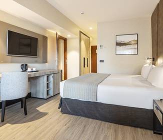 Quarto duplo comunicado Hotel ILUNION Málaga Quarto duplo comunicado Hotel ILUNION Málaga