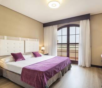 Quartos suite Hotel ILUNION Golf Badajoz