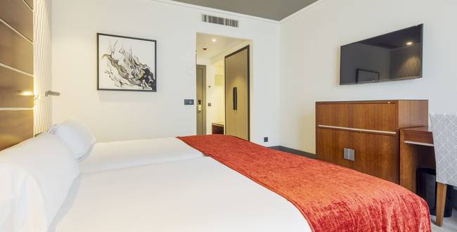 Quarto duplo Hotel ILUNION Alcora Sevilla Sevilha Quarto duplo Hotel ILUNION Alcora Sevilla Sevilha