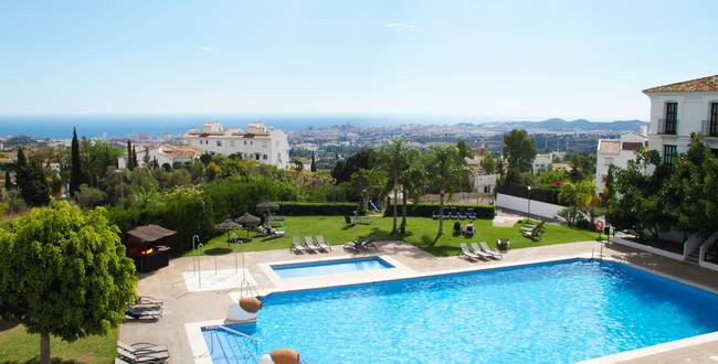 Piscina hotel ilunion mijas Piscina hotel ilunion mijas