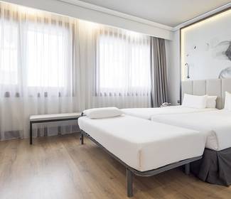 Quarto triplo premium Hotel ILUNION Bilbao