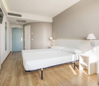 Quarto individual corporate Hotel ILUNION Valencia 3 Quarto individual corporate Hotel ILUNION Valencia 3