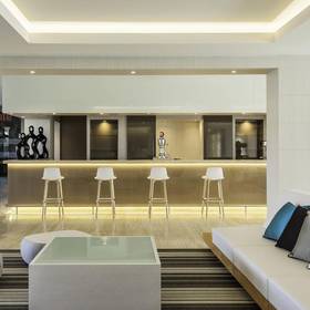Hall Cafeteria Hotel ILUNION Islantilla Hall Cafeteria Hotel ILUNION Islantilla
