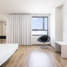 Quarto acessível ilunion valencia 3 Hotel ILUNION Valencia 3 Quarto acessível ilunion valencia 3 Hotel ILUNION Valencia 3