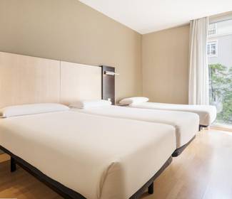 Quarto triplo Hotel ILUNION Auditori Barcelona