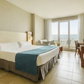 Quarto Hotel ILUNION Fuengirola Quarto Hotel ILUNION Fuengirola