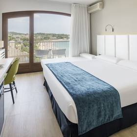 Quarto Hotel ILUNION Caleta Park S'Agaró Quarto Hotel ILUNION Caleta Park S'Agaró