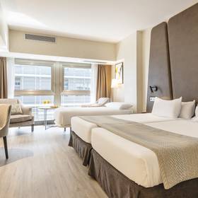 Quarto duplo Hotel ILUNION Málaga Quarto duplo Hotel ILUNION Málaga