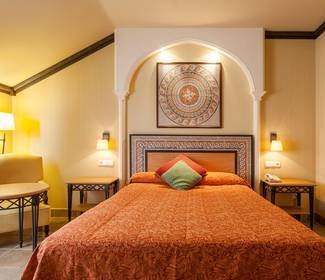 Quarto acessível Hotel ILUNION Mérida Palace