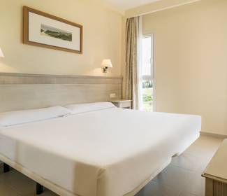 Cuarto acessível Aparthotel ILUNION Sancti Petri Cádiz Cuarto acessível Aparthotel ILUNION Sancti Petri Cádiz