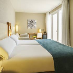 Quarto Hotel ILUNION Fuengirola Quarto Hotel ILUNION Fuengirola