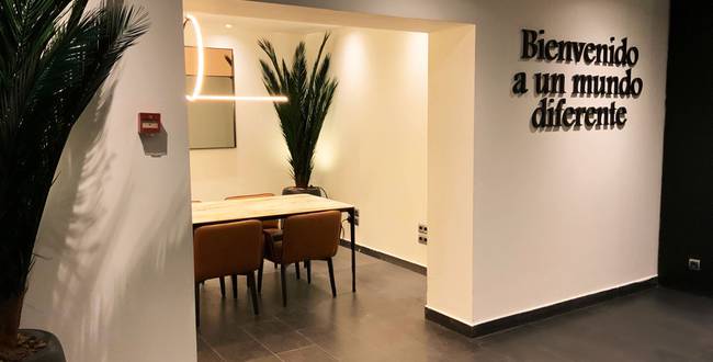 Recepção hotel ilunion almirante barcelona Recepção hotel ilunion almirante barcelona