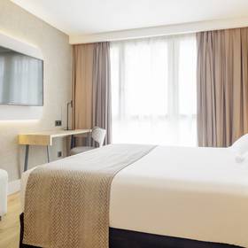 Quarto Hotel ILUNION San Sebastián