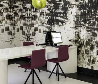 Ponto de internet Hotel ILUNION Suites Madrid Ponto de internet Hotel ILUNION Suites Madrid
